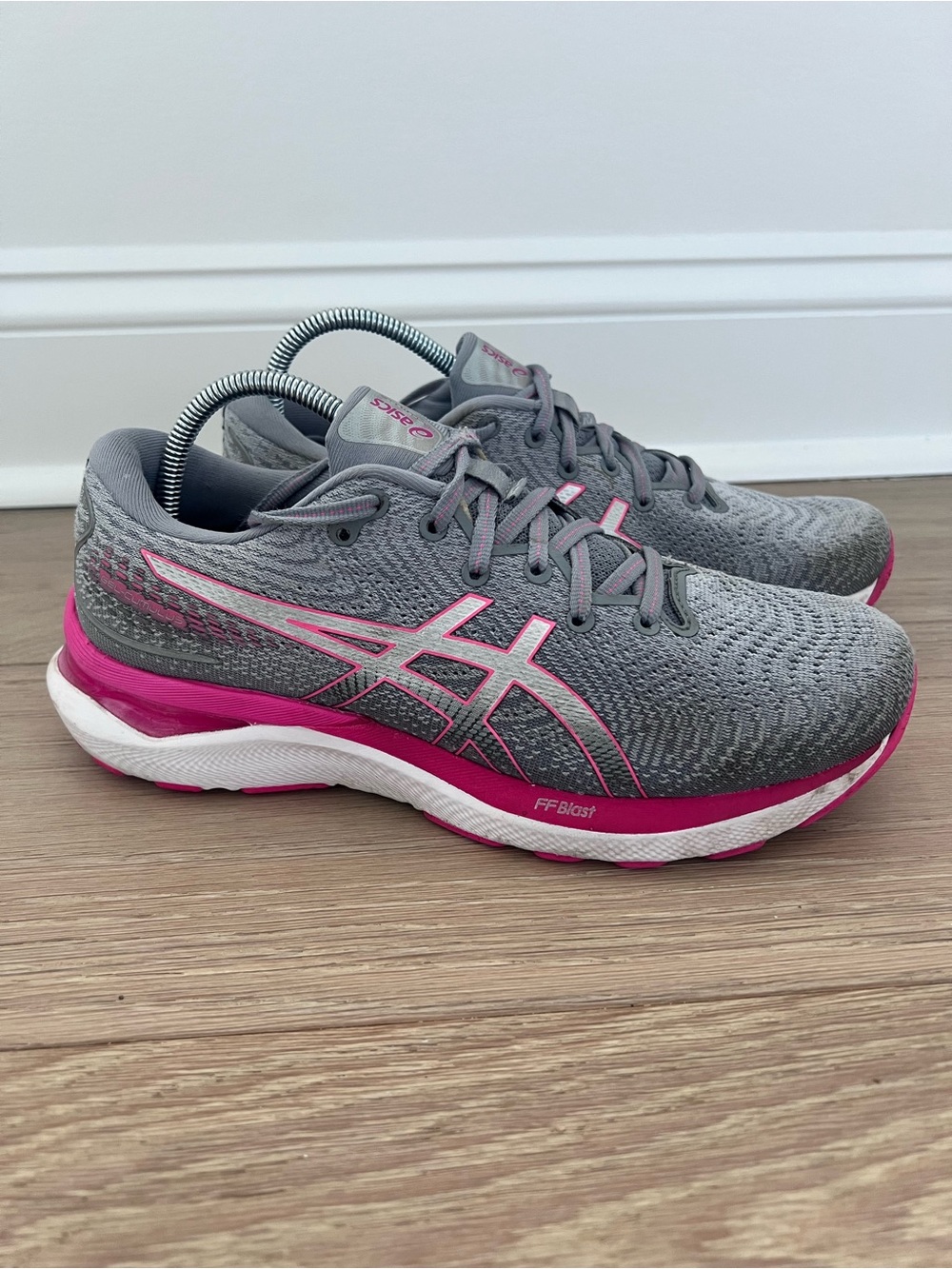 ASICS GEL-Cumulus 24 Women Running Shoe Gray 1012B206 Size 8 With Currex Insoles